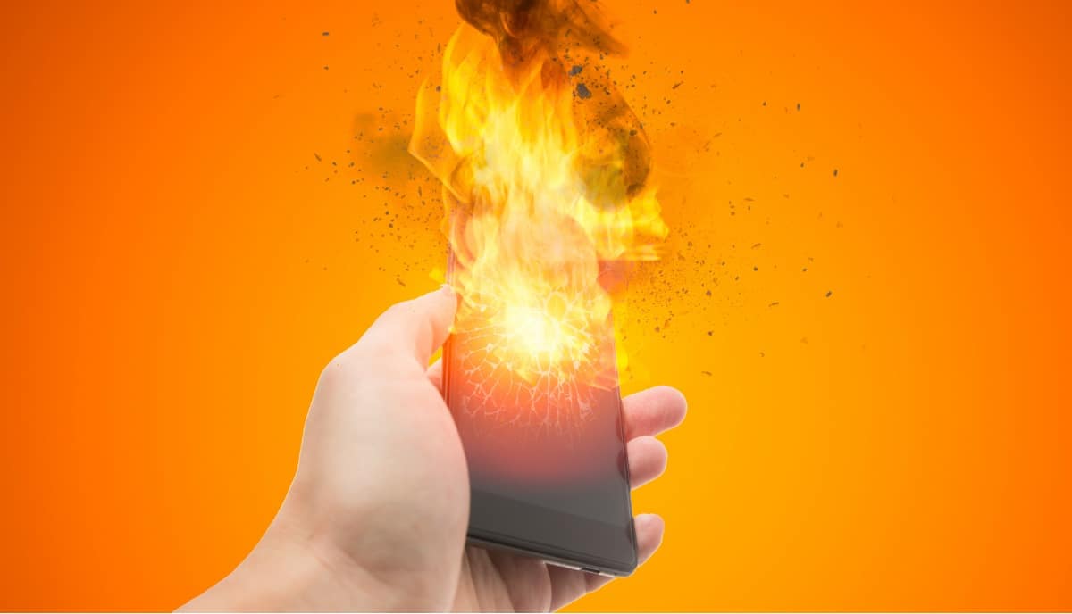 The-image-of-a-black-phone-is-on-fire-from